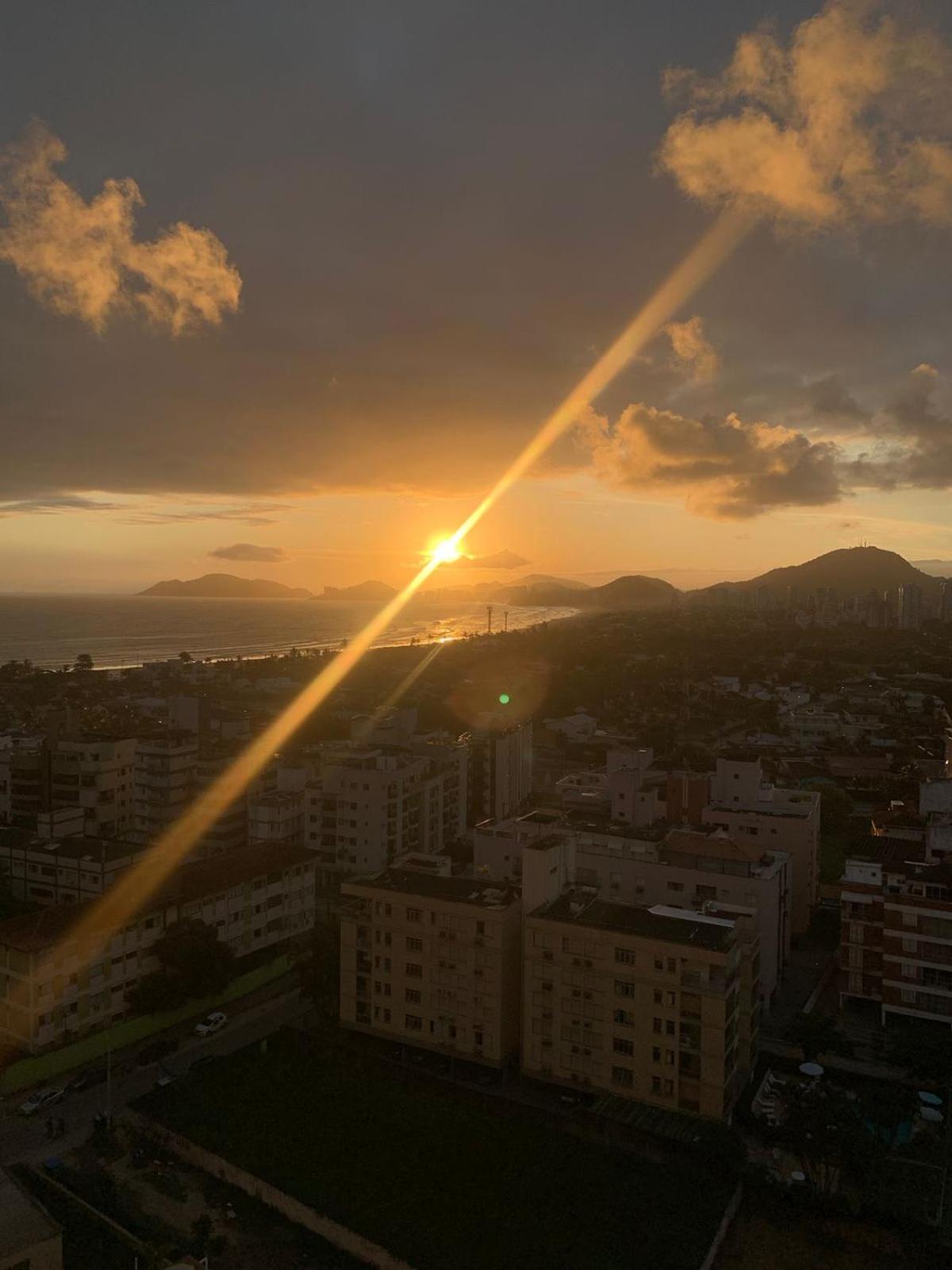 Vista Para Mar!!! Lazer Completo A Poucos Passos Da Praia Guarujá Exterior foto